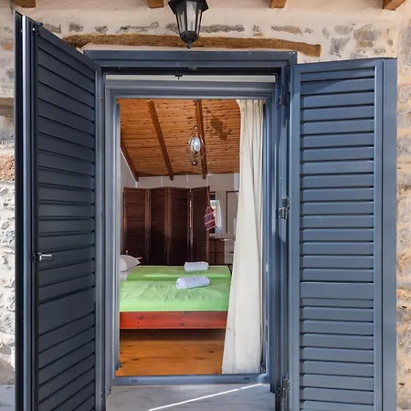 Olive Valley Traditional House Limnai Exterior photo