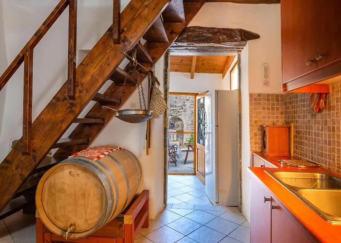 Olive Valley Traditional House