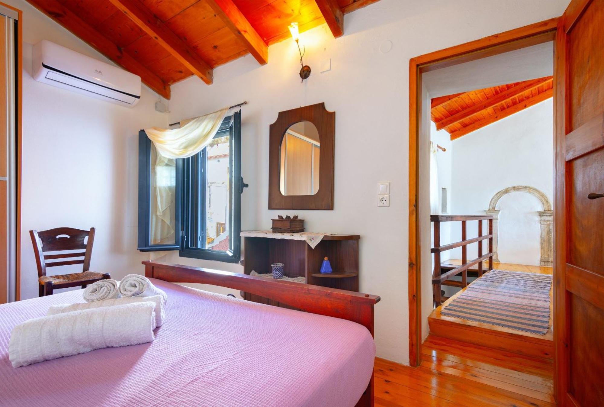 Olive Valley Traditional House Vakantiehuis Limnai