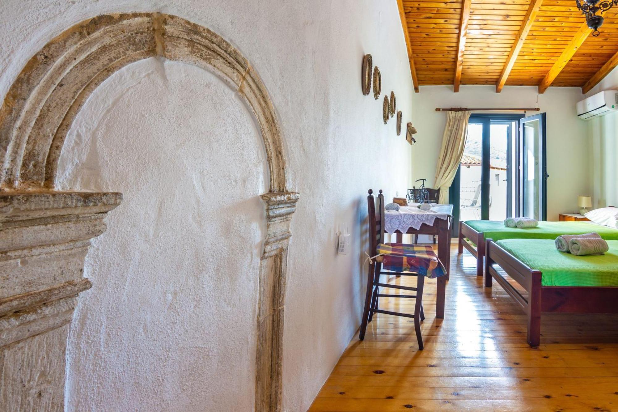 Olive Valley Traditional House Vakantiehuis Limnai